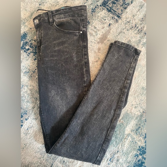 Zara High Rise Distressed Premium Denim - Picture 2 of 10